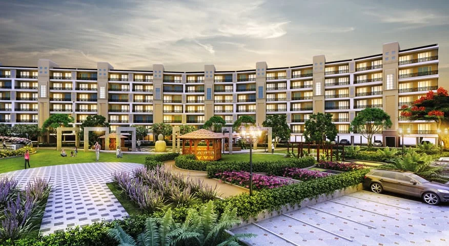 Swimming and deck leisure environment